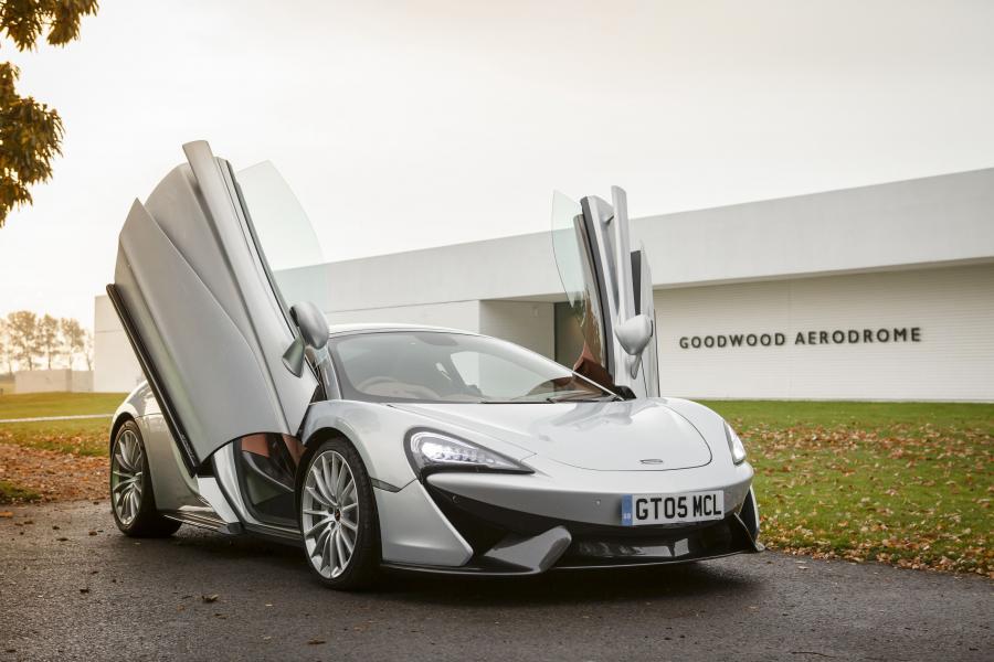 McLaren 570GT 2016 года  (UK) (фото 19 из 125)